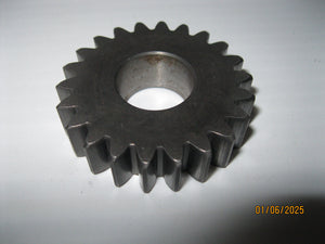 DRIVE GEAR at Crankshaft 1972-1974 125 175 16-11-120-01 EXCL USED